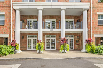 Stamford Corners in Stamford, CT - Foto de edificio - Building Photo