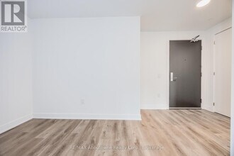 3009 Novar Rd in Mississauga, ON - Building Photo - Building Photo