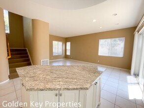 7283 Surfbird Cir in Carlsbad, CA - Building Photo - Building Photo