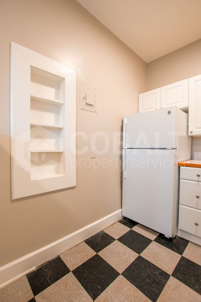 674 Somerset Terrace NE in Atlanta, GA - Building Photo - Building Photo