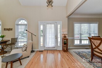 10645 Castlehill Dr in Huntersville, NC - Building Photo - Building Photo