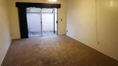 1160-1168 Arthur St in Marysville, CA - Foto de edificio - Building Photo