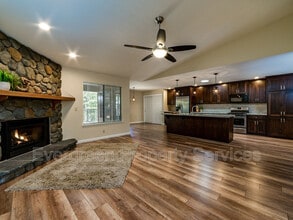 2749 Sandhurst Dr in Cameron Park, CA - Building Photo - Building Photo