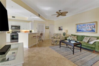 451 Bayfront Pl in Naples, FL - Building Photo - Building Photo