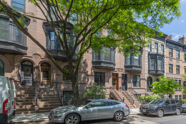 123 E 95th St in New York, NY - Foto de edificio - Building Photo