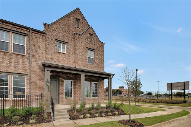 2302 Bulin Dr in Mansfield, TX - Foto de edificio - Building Photo