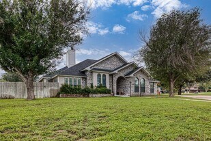227 Foster Cir in Del Rio, TX - Building Photo