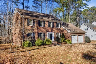 4816 Holly Brook Dr in Apex, NC - Building Photo