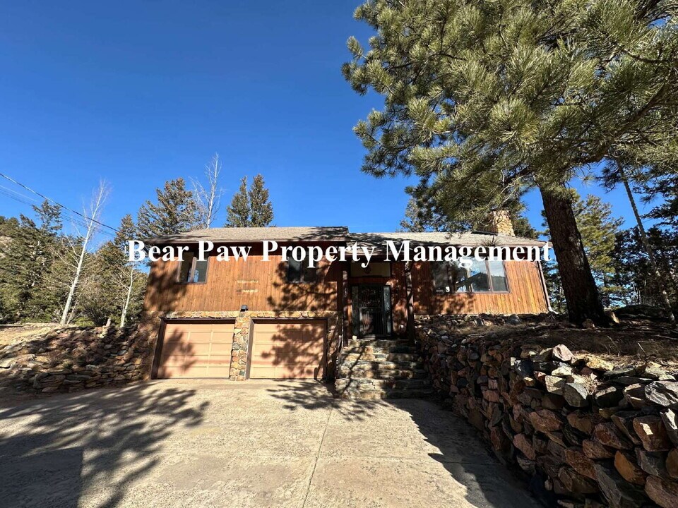 730 Clear Creek Rd in Evergreen, CO - Building Photo
