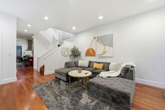 1621 W Beach Ave, Unit ID1244913P in Chicago, IL - Building Photo - Building Photo