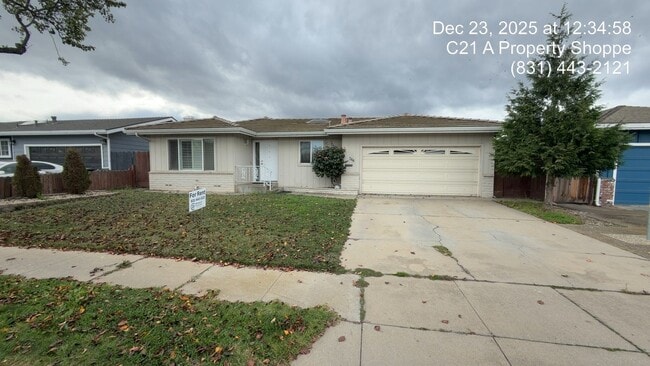 property at 744 Atherton Cir