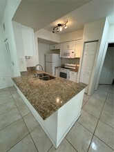 2581 Centergate Dr in Miramar, FL - Building Photo - Building Photo