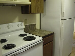 104 Stanford Dr, Unit 104 Stanford Dr Apt C in Lafayette, LA - Foto de edificio - Building Photo