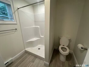 309 Flanders Rd in East Lyme, CT - Building Photo - Building Photo