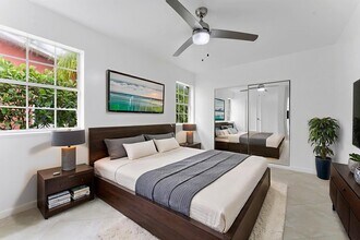 5015 S Olive Ave in West Palm Beach, FL - Building Photo - Building Photo