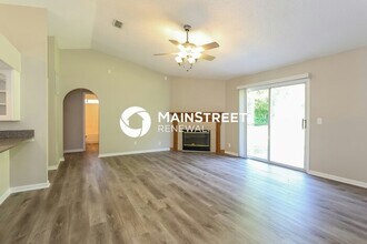 405 Jax Estates Dr S in Jacksonville, FL - Building Photo - Building Photo