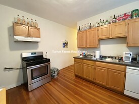 33 Edison Grn, Unit 1 in Boston, MA - Building Photo - Building Photo