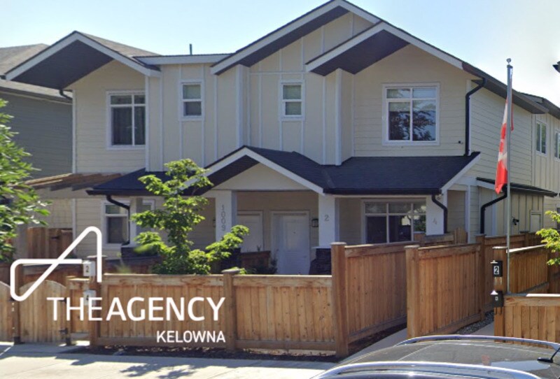 1009 Stockwell Ave in Kelowna, BC - Building Photo