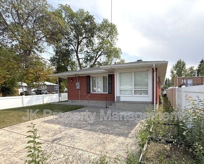 property at 1825 1st Ave S