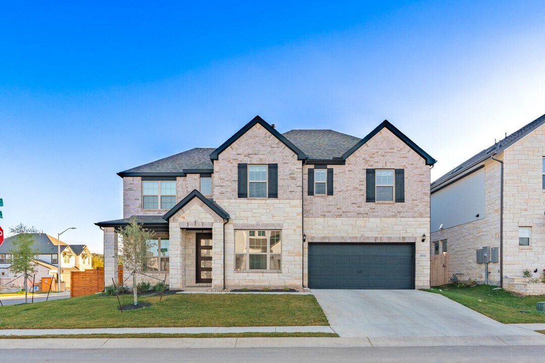 2924 Zuni Pass in Leander, TX - Building Photo