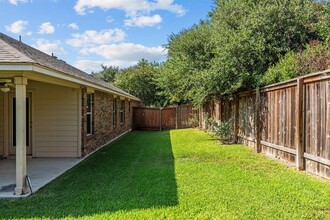 1110 Sunny Meadows Loop in Georgetown, TX - Building Photo - Building Photo