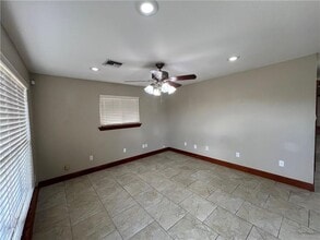 3508 Decomine St in Chalmette, LA - Building Photo - Building Photo