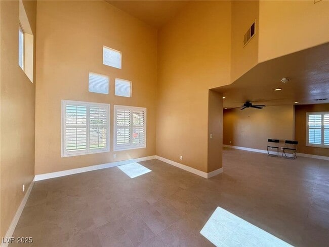 9083 Red Lava Ct in Las Vegas, NV - Building Photo - Building Photo