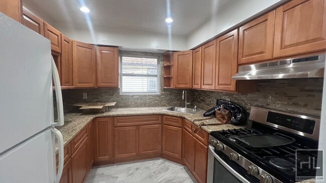 1081 Schenectady Ave