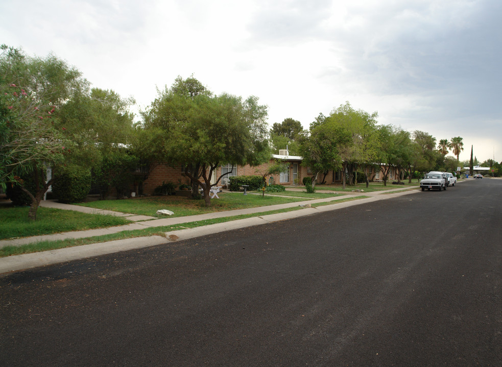 3711-3773 N Tuttle Ave in Tucson, AZ - Foto de edificio