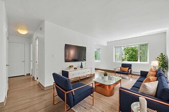Uptown Arms & Manor in Portland, OR - Foto de edificio - Building Photo