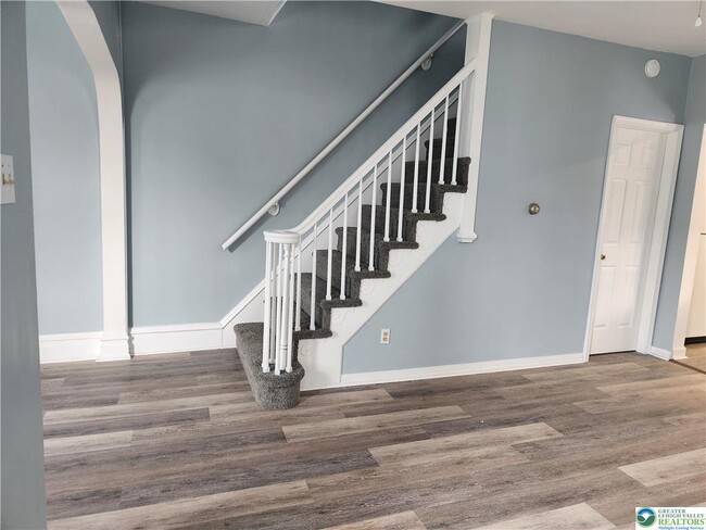 2325 Washington Ave in Northampton, PA - Building Photo - Building Photo