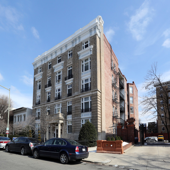 Dupont Apartments in Washington, DC - Building Photo