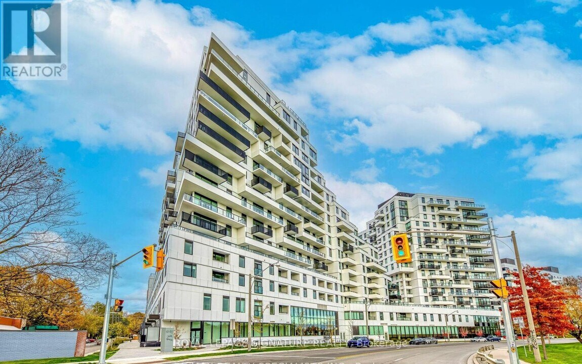 1050 Eastern Ave in Toronto, ON - Building Photo