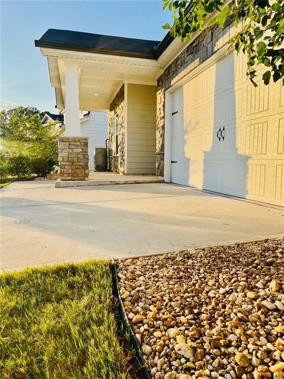4829 Dufour Dr in Lilburn, GA - Building Photo - Building Photo