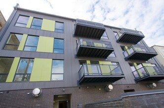 1728 W. Division in Chicago, IL - Foto de edificio - Building Photo