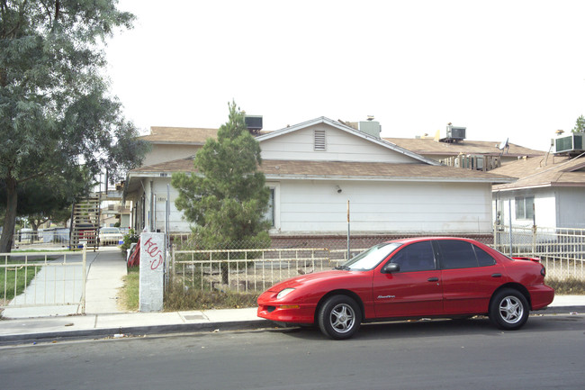 Reid Manor in Las Vegas, NV - Building Photo - Building Photo