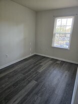 14905 Cleese Ct, Unit #E in Aspen Hill, MD - Building Photo