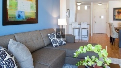 225 Rector Pl in New York, NY - Building Photo - Building Photo