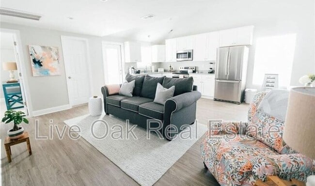 property at 402 33rd St