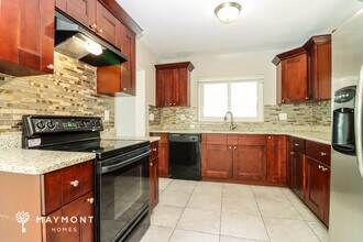 1976 Drew Plaza in Clearwater, FL - Building Photo - Building Photo