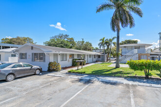 Mary Lou Apartments in Hollywood, FL - Building Photo - Building Photo