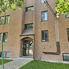 6825 Hochelaga Rue in Montréal, QC - Building Photo - Building Photo