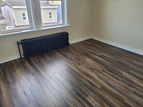 123 Portland St in Dartmouth, NS - Building Photo - Building Photo