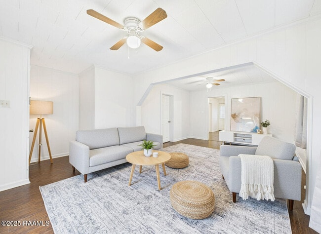 9123 Cameron St in Duson, LA - Building Photo - Building Photo