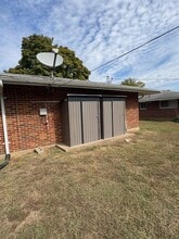 11260 Liana Ln in St. Ann, MO - Building Photo - Building Photo