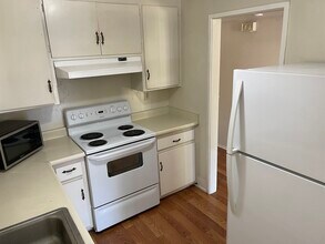 929 Bell St in Sacramento, CA - Building Photo - Building Photo