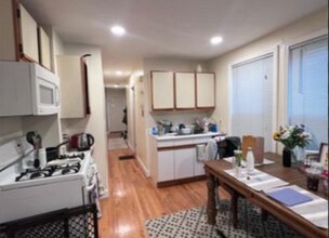 359 Western Ave, Unit 2 in Cambridge, MA - Building Photo - Building Photo