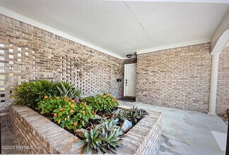 9252 San Jose Blvd, Unit 2202 in Jacksonville, FL - Foto de edificio - Building Photo