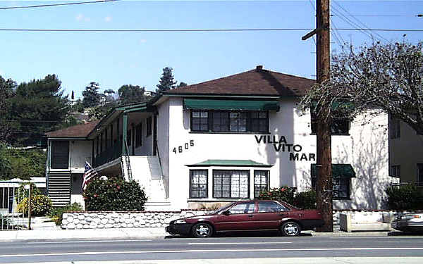 4601 Eagle Rock Blvd in Los Angeles, CA - Foto de edificio - Building Photo