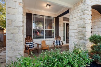 10305 Channel Island Dr in Austin, TX - Building Photo - Building Photo